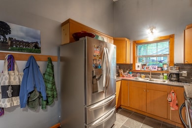 1108 Albany Street HD-9