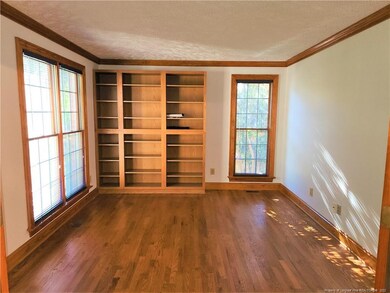 314 Pinecrest Dr, Fayetteville, NC 28305 - photo 2