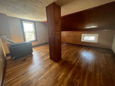 490 Buffinton St unit 3, Fall River, MA 02721 - photo 2