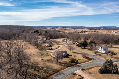 88 Cranberry Dr, Stuarts Draft, VA 24477 - photo 5