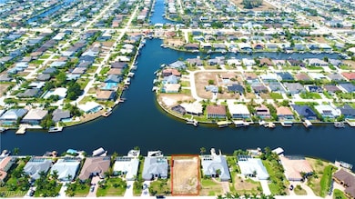 Birds eye view of property featuring a residential
