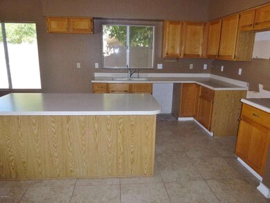 023-518347 - Kitchen 3