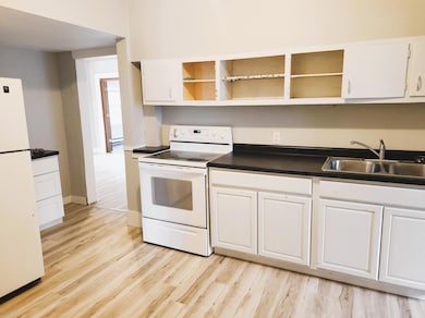 221 E 8th St, Winona, MN 55987 - photo 2