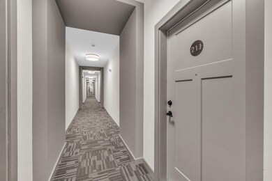 18-web-or-mls-782-riverfront-pkwy-211