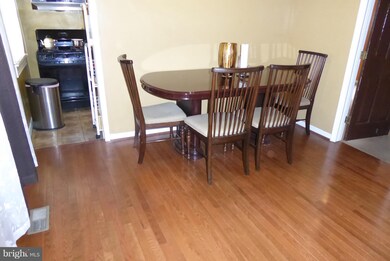 4912 Newton St, Bladensburg, MD 20710 - photo 4