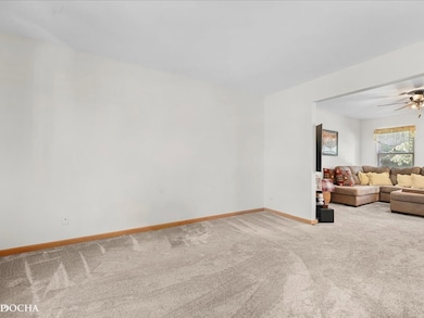 24933 Jordan Ln, Plainfield, IL 60544 - photo 2