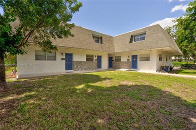 502 Phippen Waiters Rd unit 1-4, Dania, FL 33004 - photo 2