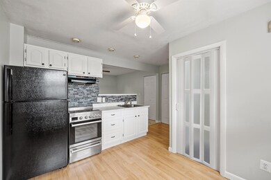 21 Cross St unit B, Allenstown, NH 03275 - photo 2