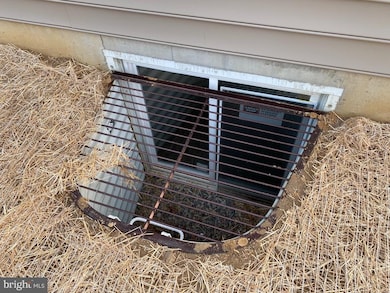 2321 Farrand Dr, Wilmington, DE 19808 - photo 6