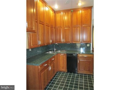 451 N 13th St, Reading, PA 19604 - photo 6