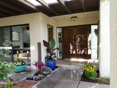 Onda Front Door