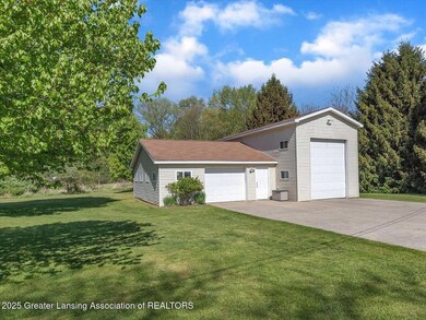 472 S Waverly Rd, Eaton Rapids, MI 48827 - photo 7