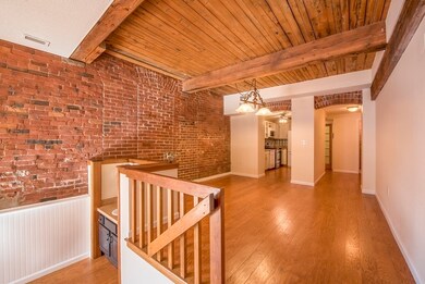 124 College St unit 3, South Hadley, MA 01075 - photo 4