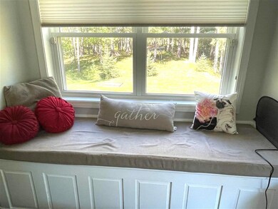 212 Raymond Rd unit 4, Nottingham, NH 03290 - photo 3