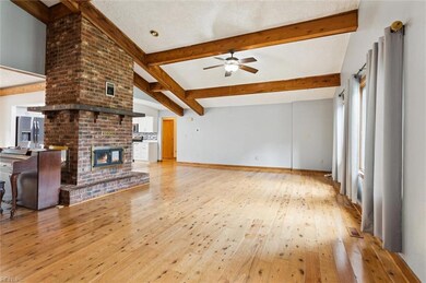 24192 Twin Cir, Windsor, VA 23487 - photo 5