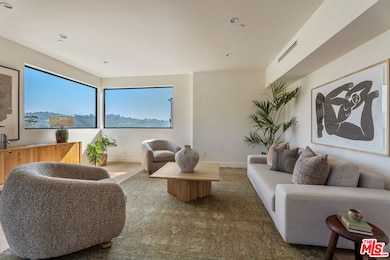 4691 Glenalbyn Dr, Los Angeles, CA 90065 - photo 2