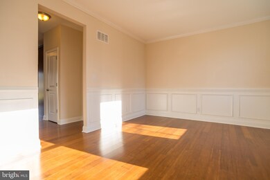 6378 Lewisville Ave, Bensalem, PA 19020 - photo 5