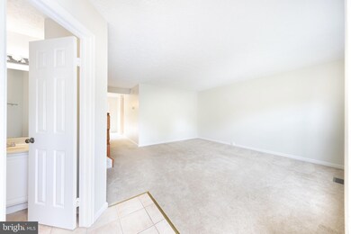 3735 Mazewood Ln, Fairfax, VA 22033 - photo 7