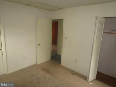 7008 Hastings Dr, Capitol Heights, MD 20743 - photo 7
