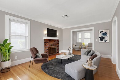 517 California St, Newtonville, MA 02460 - photo 5