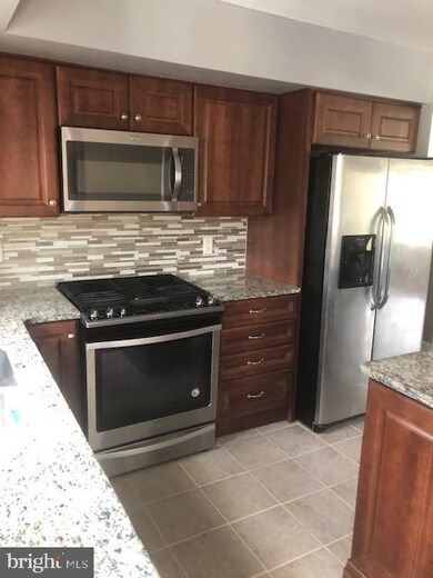 725 Gibraltar Rd, Reading, PA 19606 - photo 5