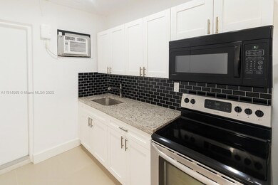 5807 SW 25th St unit 9, Hollywood, FL 33023 - photo 3