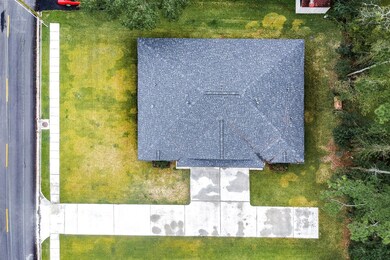 200 Medic Ln, Alvin, TX 77511 - photo 6