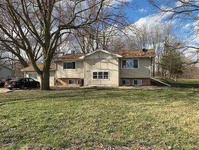 2710 W Miller Rd, Lansing, MI 48911 - photo 3