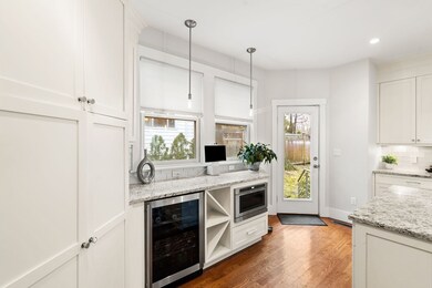 126 Thorndike St unit 1, Brookline, MA 02446 - photo 7