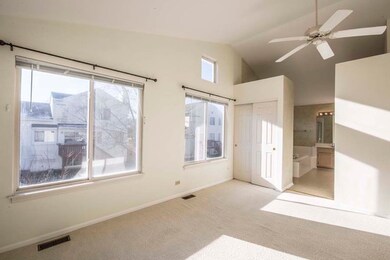 1936 Cobblebrook Ln, Naperville, IL 60565 - photo 5