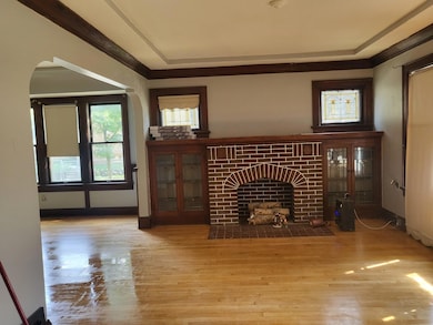 2902 N 44th St unit 2904, Milwaukee, WI 53210 - photo 2