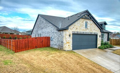 701 Ascot Ct, Ennis, TX 75119 - photo 2
