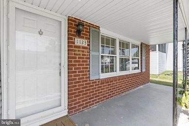 1123 Maplefield Rd, Newark, DE 19713 - photo 4