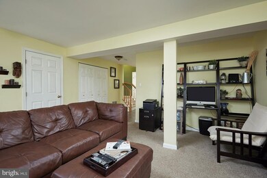 13115 Blossom Hill Way unit 2405, Germantown, MD 20874 - photo 5