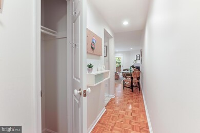 1331 Vermont Ave NW unit B, Washington, DC 20005 - photo 4