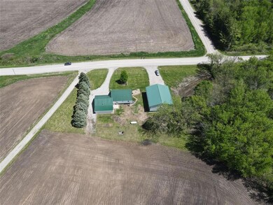 5006 Rolling Acres Rd, Walker, IA 52352 - photo 5