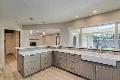 1819 E Cornell Dr Kitchen
