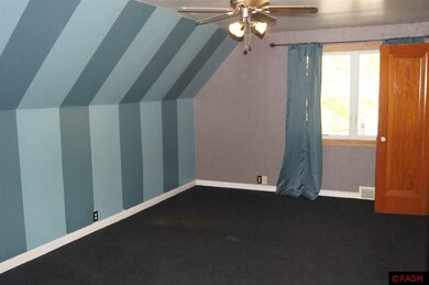 1026 N State St, New Ulm, MN 56073 - photo 2