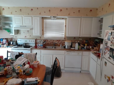 2457 Ashpoint St, Columbus, OH 43219 - photo 2