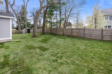 10 Arrowhead Ln, Arlington, MA 02474 - photo 6