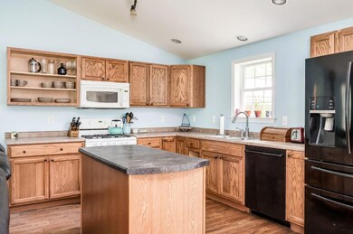 012-4AmysWay-Berwick-ME-03901-SMALL