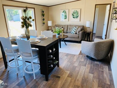 Dining Rm/ Living Room