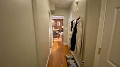 7 Baldwin Place unit 4, Boston, MA 02113 - photo 2