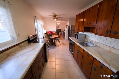 20 Osage Dr, Wallingford, CT 06492 - photo 6