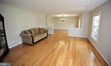 16 Banff Dr, Princeton Junction, NJ 08550 - photo 6