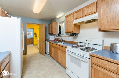 2770 Meadow Lakes Loop Wasilla-large-006