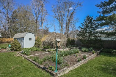 25 Turner Dr, Greenwich, CT 06831 - photo 2