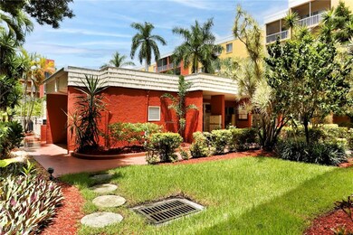 The Towers Condominiums unit 521, Fort Myers, FL 33901 - photo 2