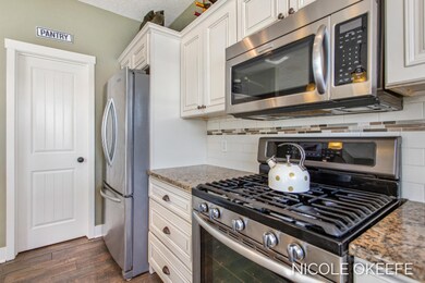 1658 Planters Row Dr, Byron Center-35