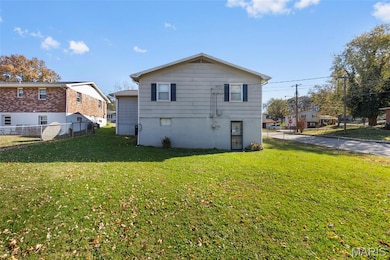 527 Lyndhurst Dr, Jackson, MO 63755 - photo 6